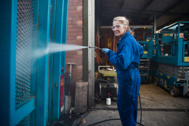 Best Commercial Pressure Washing  in Leetsdale, PA
